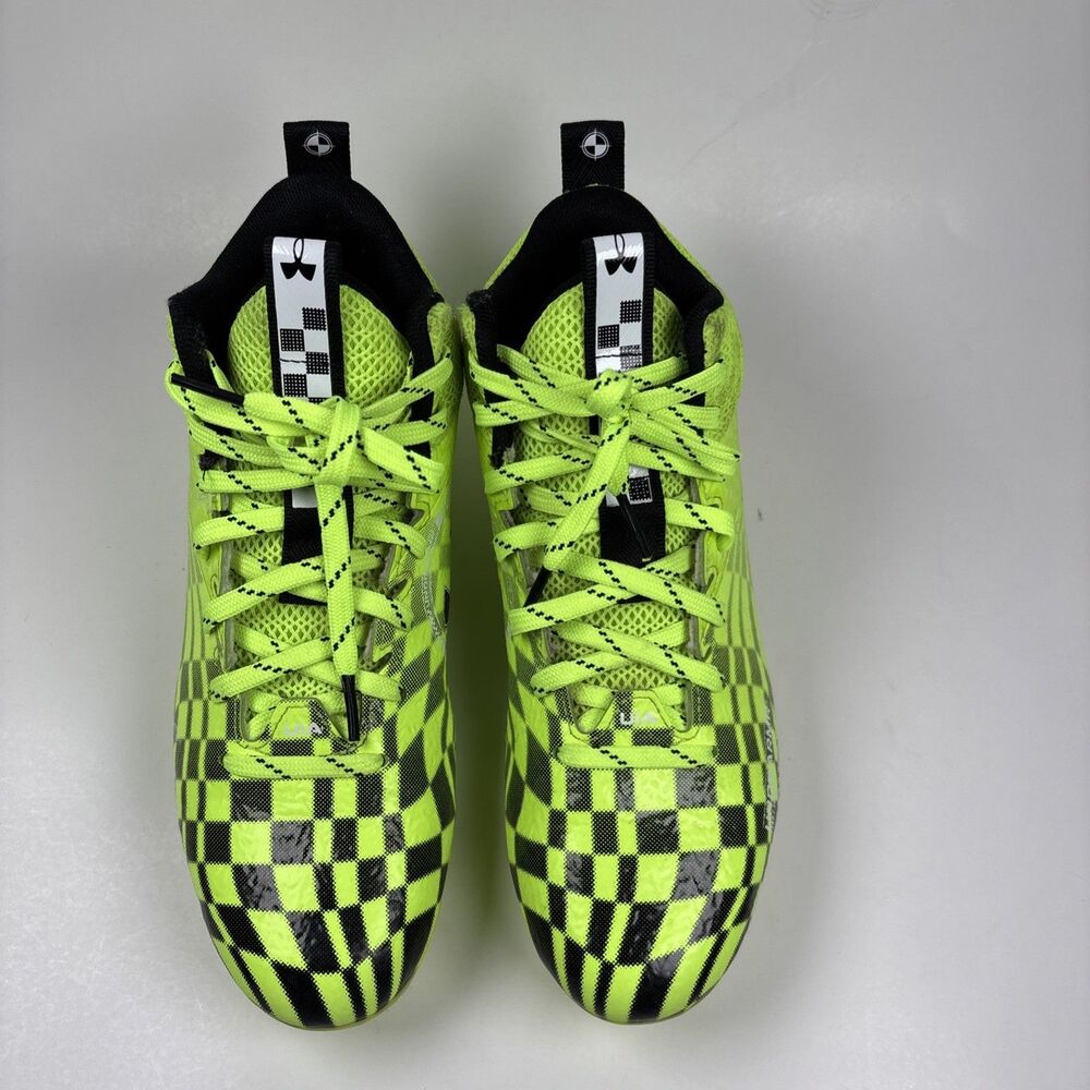 Under Armour Youth Soccer Cleats Sz 6Y Neon Green Checkerboard molded stud